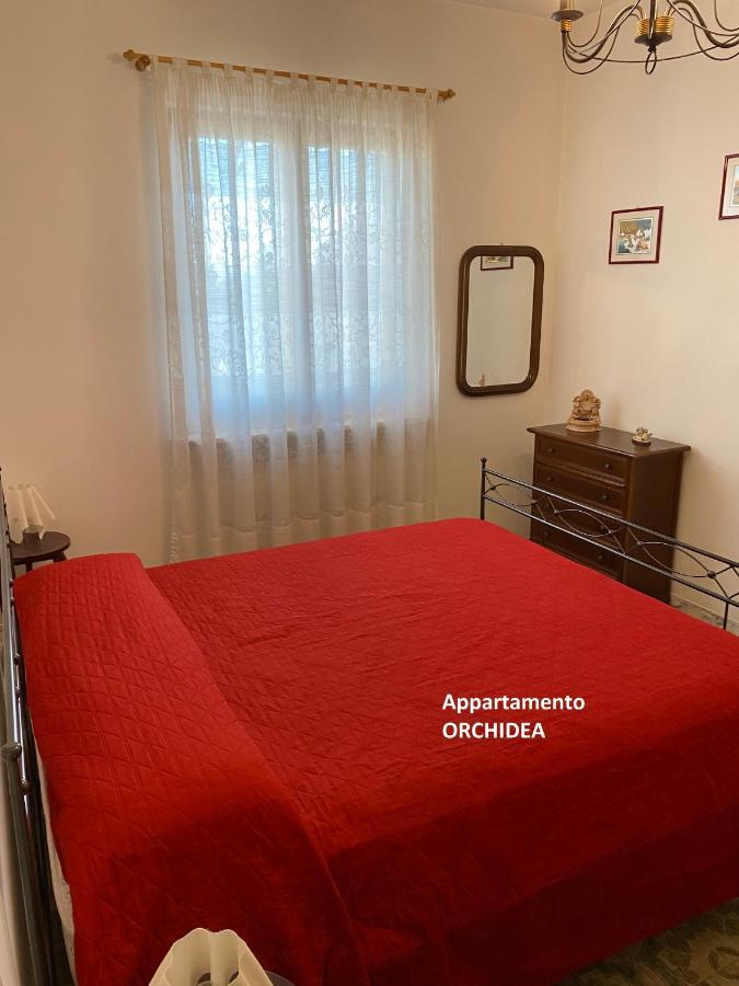 I Fiori Di Pietra Aparthotel Pietra Ligure Exterior foto